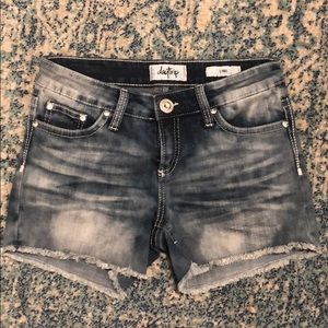 Daytrip Jean Shorts  frayed size 27